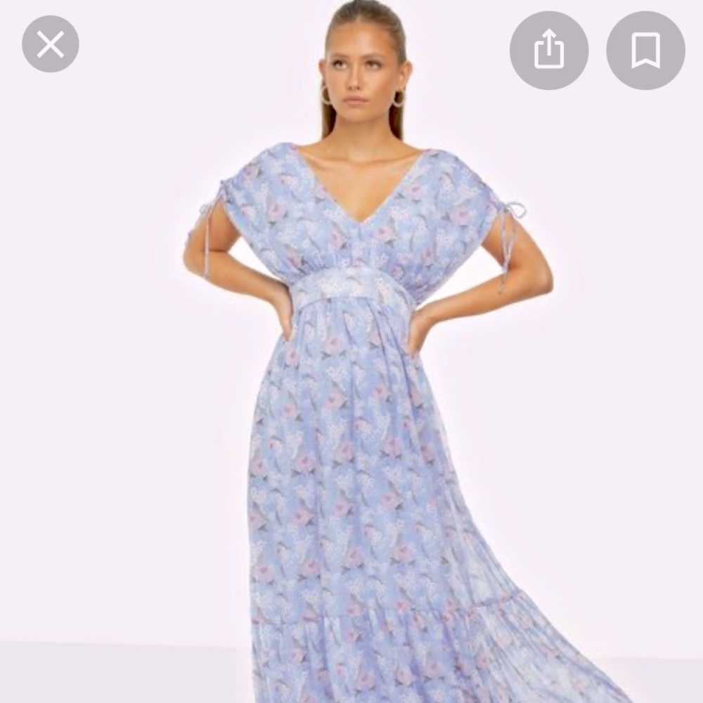 **NWT** Vila, Lavender Floral Maxi Dress w/ Tied Scrunch Sleeves and Tiers